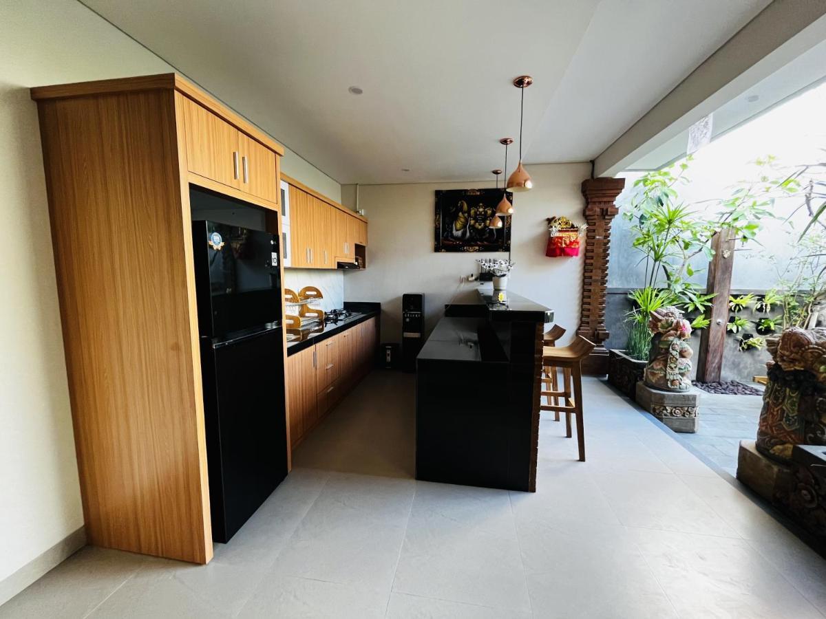 Cecillia Guesthouse Canggu Εξωτερικό φωτογραφία